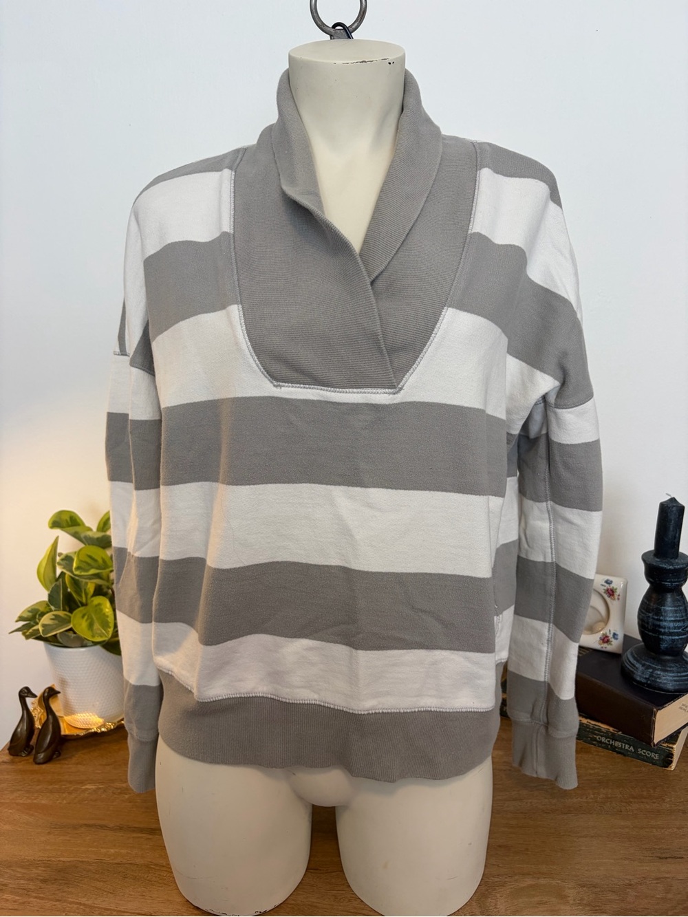 LUCKY BRAND Grey & White Striped Shawl Collar Cotton Sweatshirt - Size Small
